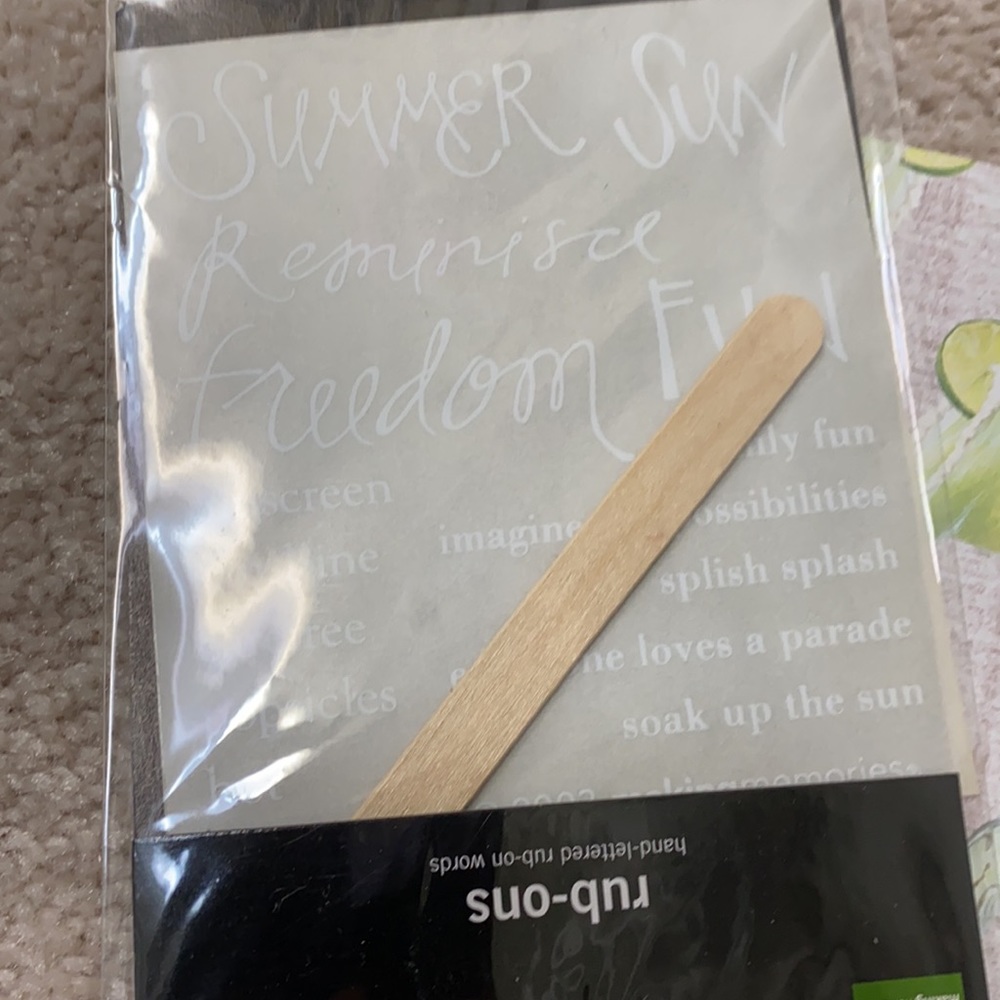 Scrapbooking bundle - Picture 2 of 4